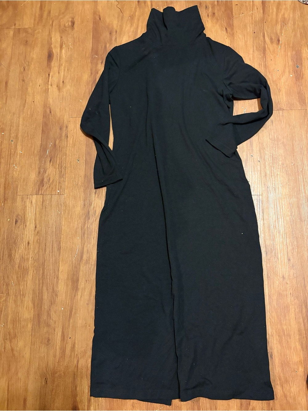Women's Black Long Sleeve Turtleneck Maxi Dress